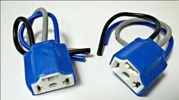 Patica pre žiarovku H4 keramická ( blister 2ks )