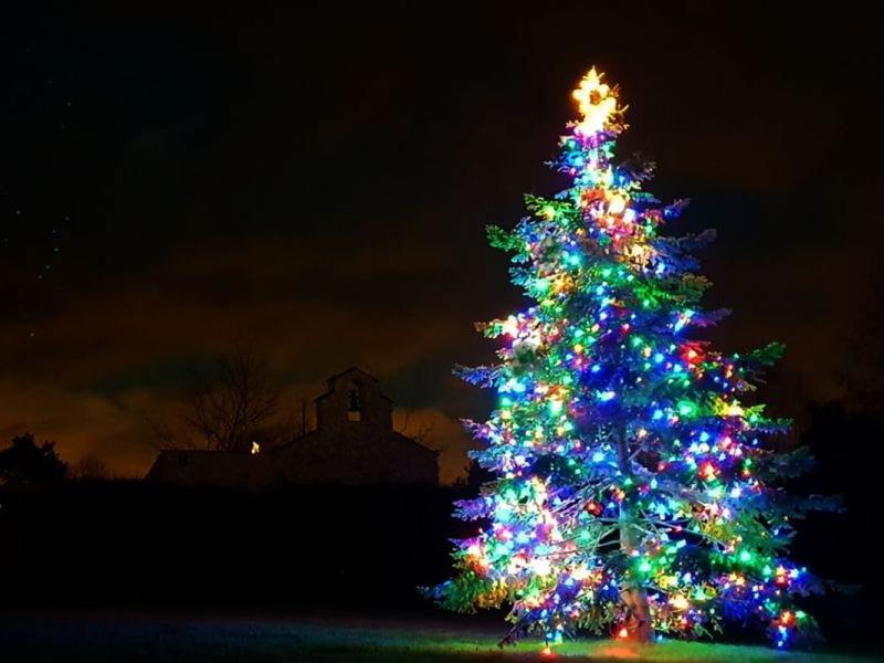 LED svetiací reťazec,farebná,100LED – BauSHOP Stavebniny Široke LED svetiací reťazec,farebná,100LED BauSHOP Stavebniny Široke Akcia 38574