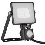 Vonkajší čierny LED reflektor so senzorom 10W/ 4000K, LF7021S BauSHOP Stavebniny Široke Akcia 52975
